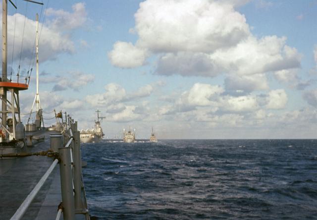 S19631017004.JPG - FIRST UNREP