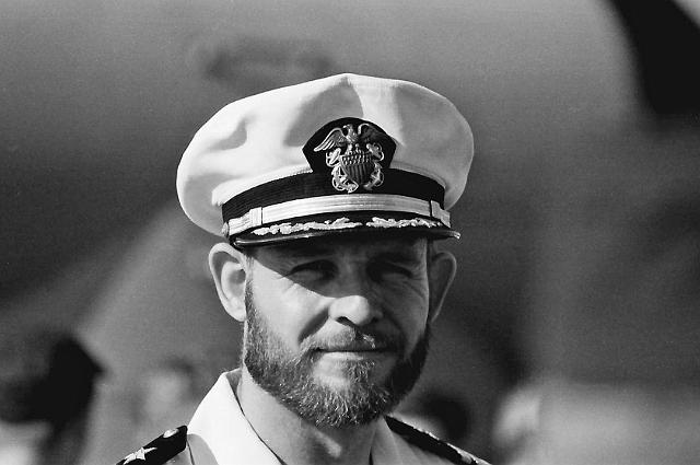 S196508000079C.JPG