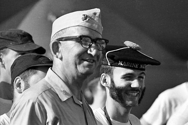 S196508000089C.JPG