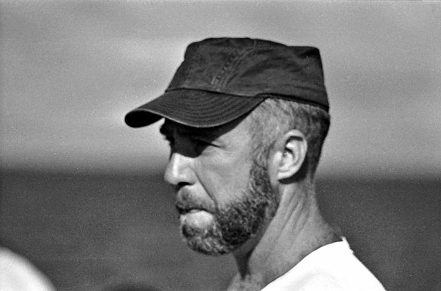 S196508000092C.JPG