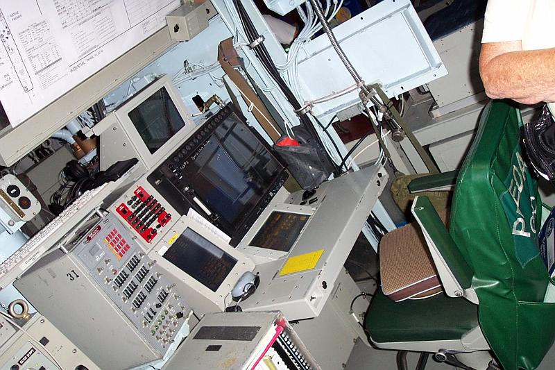 0981ShipTour3.JPG