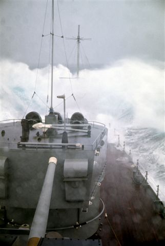 Bow_of_USS_Gal.jpg
